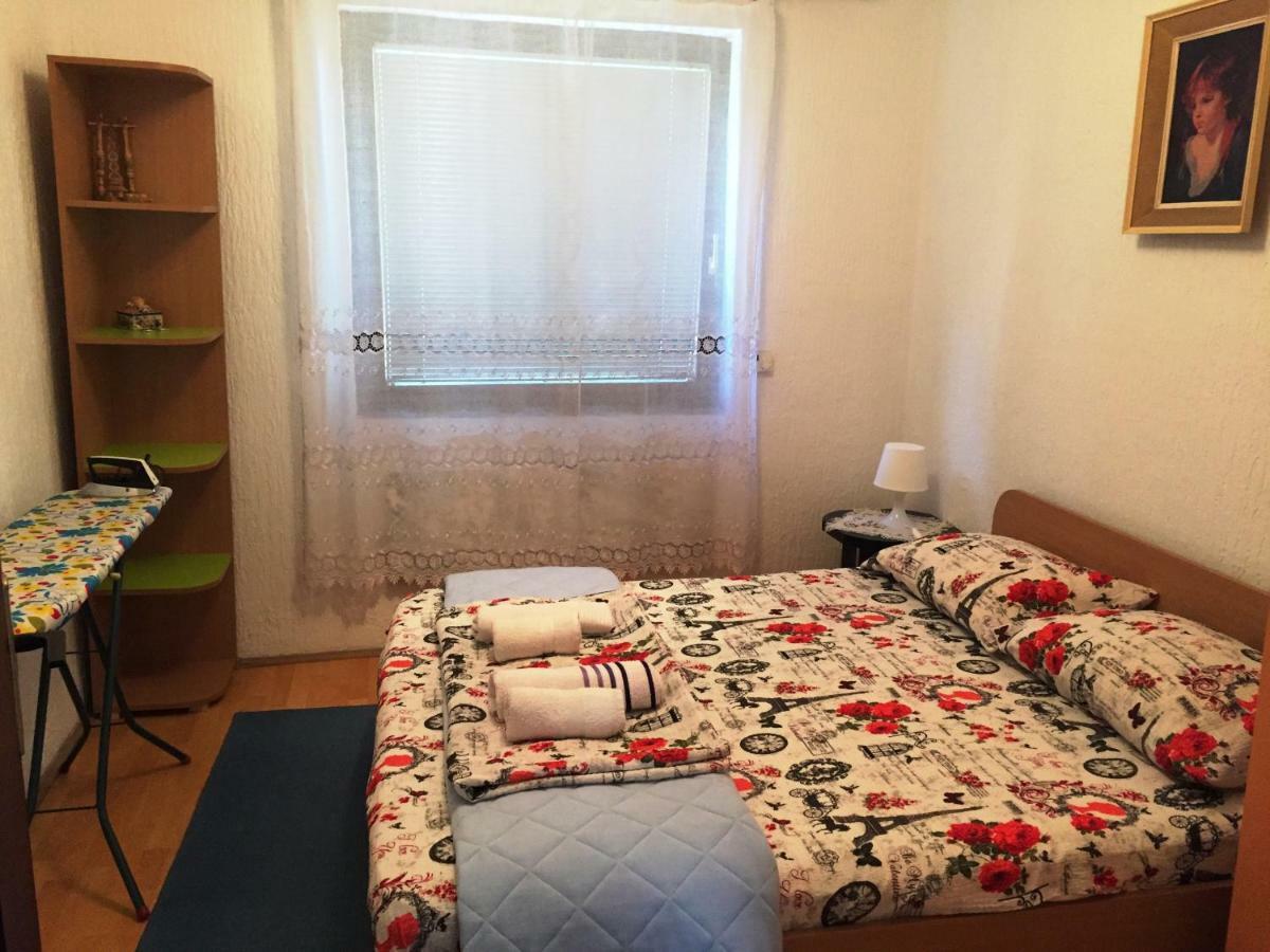 Nis Apartman Exterior photo